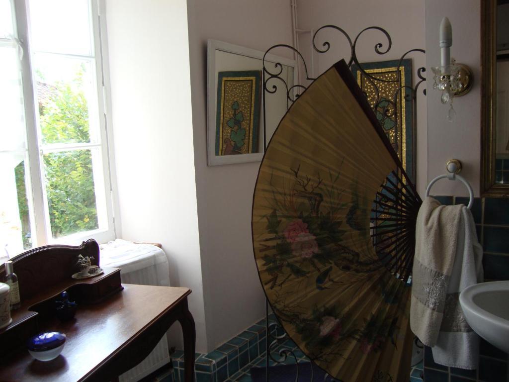 Domaine De La Dame De Lauriere Bed and Breakfast Solignac Kamer foto